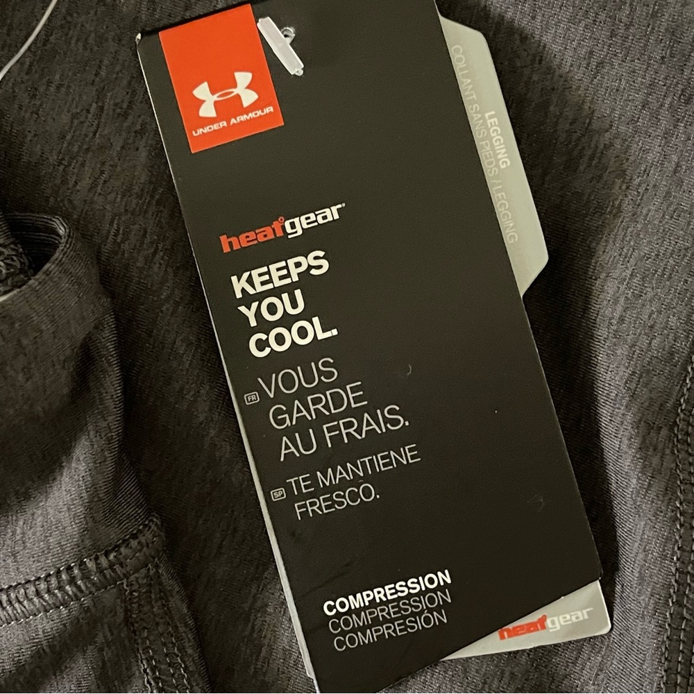 NWT Under Armour Legging keeps cool and compression workout Large - Picture 3 of 7